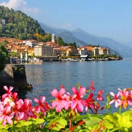 Lenno Apartment, Period Located On The Lake Sleeps 8 By Italian *
