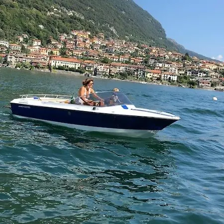 Lenno Apartment, Period Located On The Lake Sleeps 8 By Italian Appartement Tremezzo