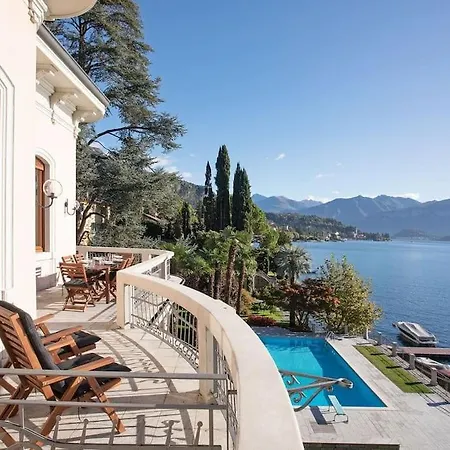 Appartement Lenno Apartment, Period Located On The Lake Sleeps 8 By Italian