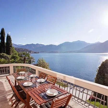 Lenno Apartment, Period Located On The Lake Sleeps 8 By Italian Apartment *